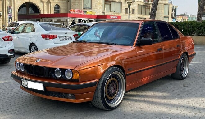 BMW 528 1995, 325,000 km - 2.8 l - Bakı