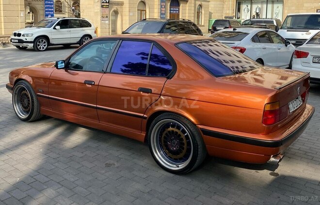 BMW 528 1995, 325,000 km - 2.8 l - Bakı