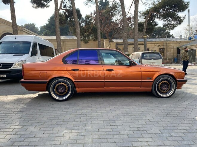 BMW 528 1995, 325,000 km - 2.8 l - Bakı