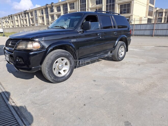 Mitsubishi Montero 2002, 220,000 km - 3.0 l - Bakı
