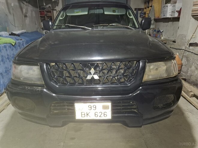 Mitsubishi Montero 2002, 220,000 km - 3.0 l - Bakı