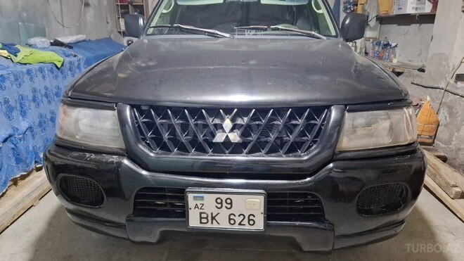 Mitsubishi Montero 2002, 220,000 km - 3.0 l - Bakı