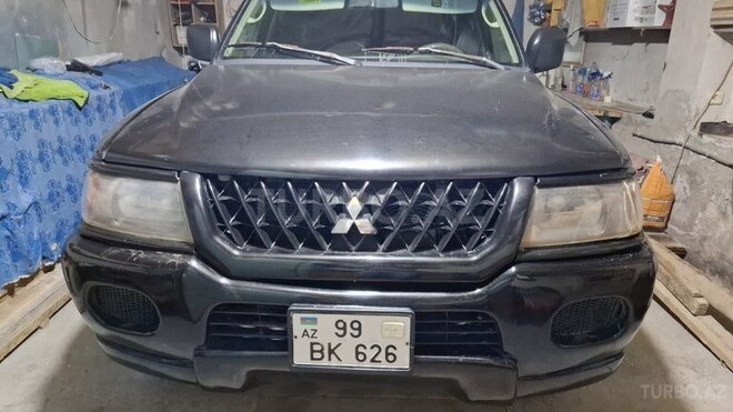 Mitsubishi Montero 2002, 220,000 km - 3.0 l - Bakı