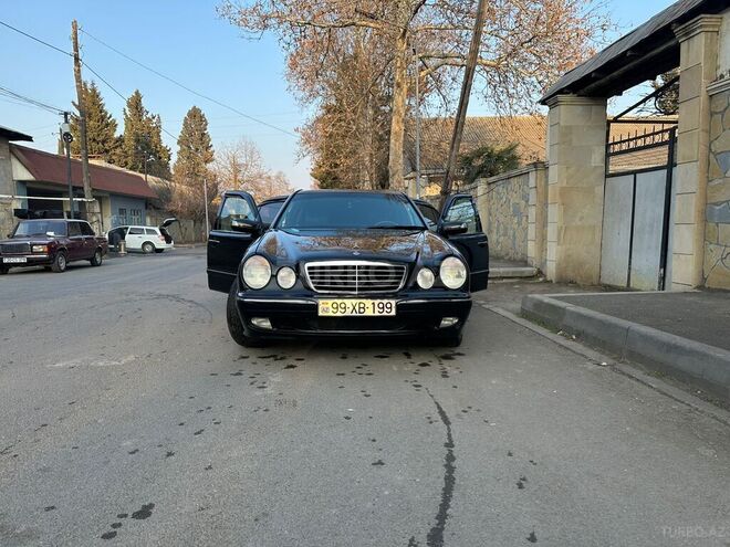 Mercedes E 240 1999, 351,000 km - 2.4 л - Tovuz