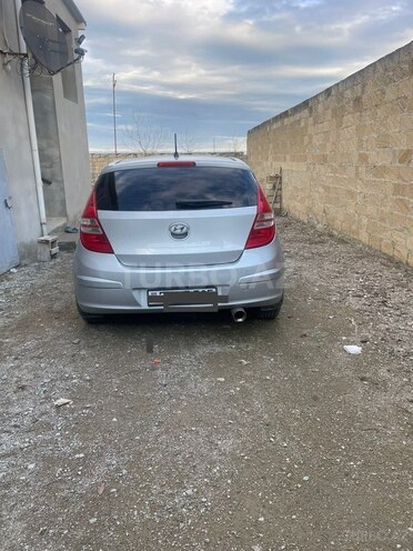 Hyundai i30 2009, 250,000 km - 2.0 л - Siyəzən