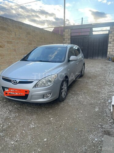 Hyundai i30 2009, 250,000 km - 2.0 л - Siyəzən