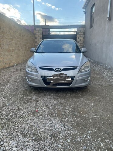 Hyundai i30 2009, 250,000 km - 2.0 л - Siyəzən