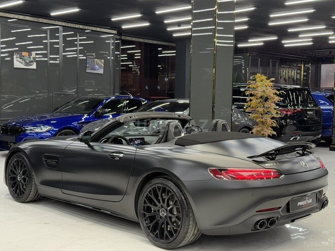Mercedes AMG GT S-10