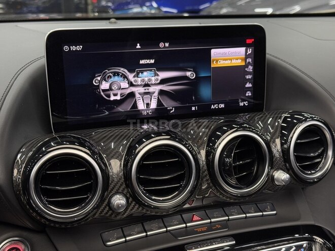 Mercedes AMG GT S-17