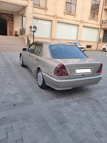 Mercedes C 200 1995, 260,000 km - 2.0 l - Sumqayıt