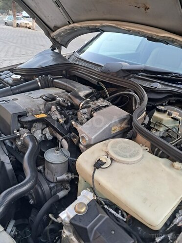 Mercedes C 200 1995, 260,000 km - 2.0 l - Sumqayıt