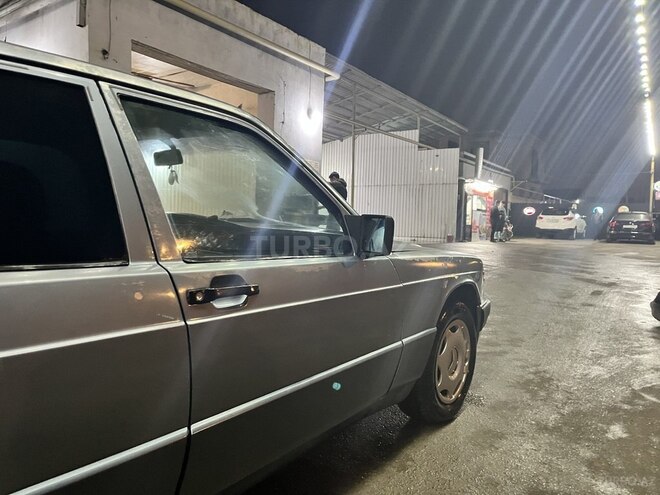 Mercedes 190 1990, 280,000 km - 2.0 l - Bakı