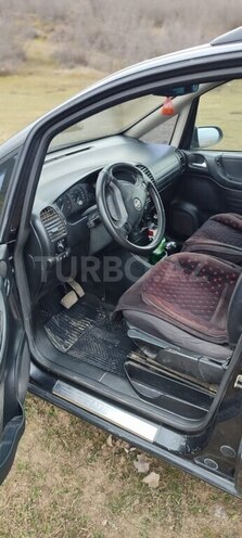 Opel Zafira 2001, 513,117 km - 1.8 л - Qusar