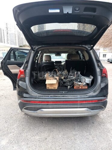 Hyundai Santa Fe 2023, 38,800 km - 1.6 л - Bakı