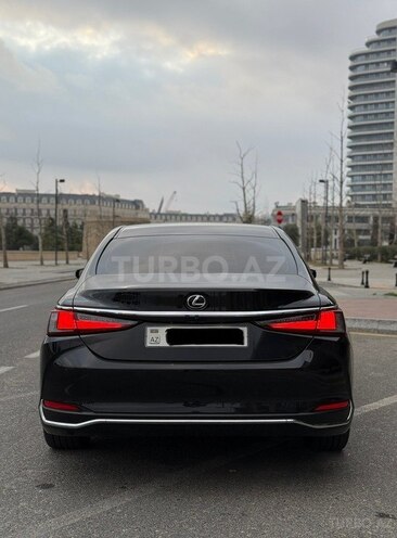 Lexus ES 200 2022, 28,000 km - 2.0 l - Bakı