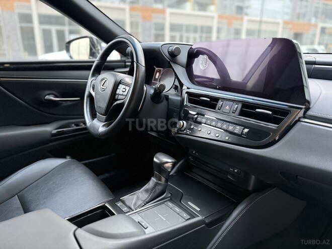Lexus ES 200 2022, 28,000 km - 2.0 l - Bakı
