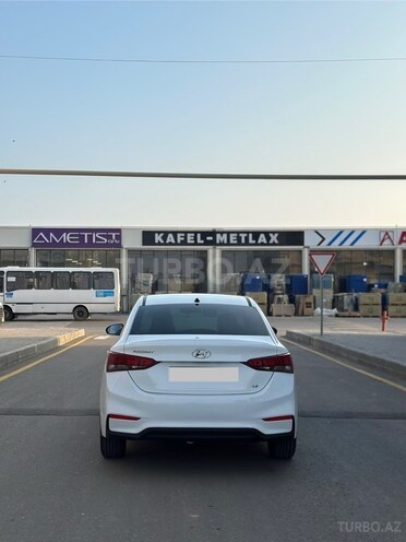 Hyundai Accent 2018, 153,500 km - 1.6 l - Bakı