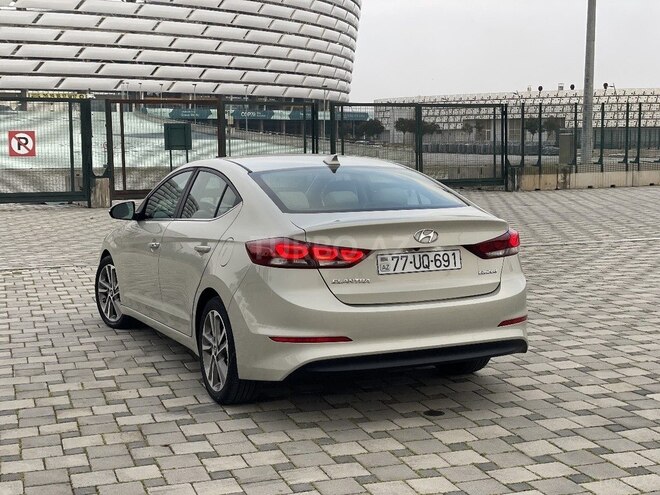 Hyundai Elantra 2018, 78,000 km - 2.0 л - Bakı