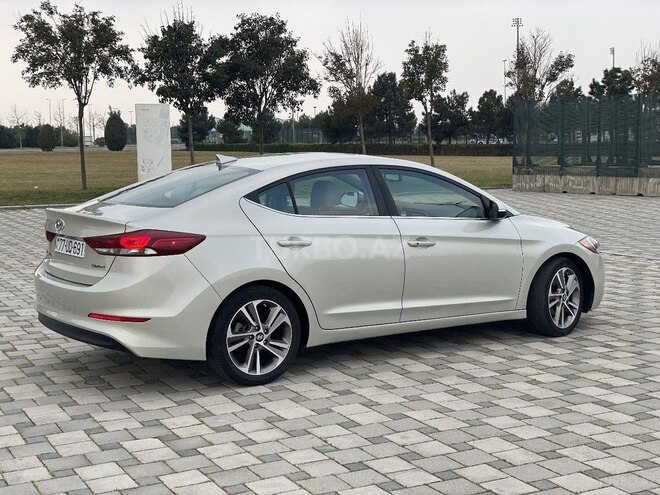 Hyundai Elantra 2018, 78,000 km - 2.0 л - Bakı