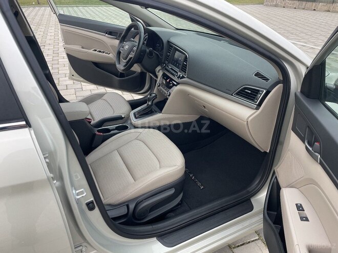 Hyundai Elantra 2018, 78,000 km - 2.0 л - Bakı