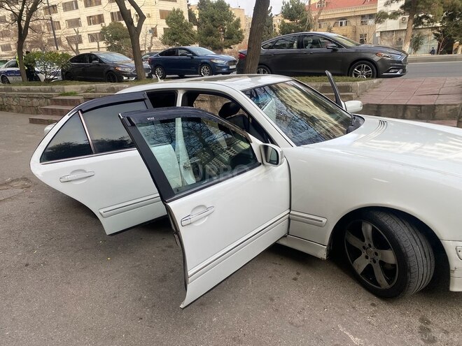Mercedes E 220 d 1998, 396,000 km - 2.2 l - Bakı