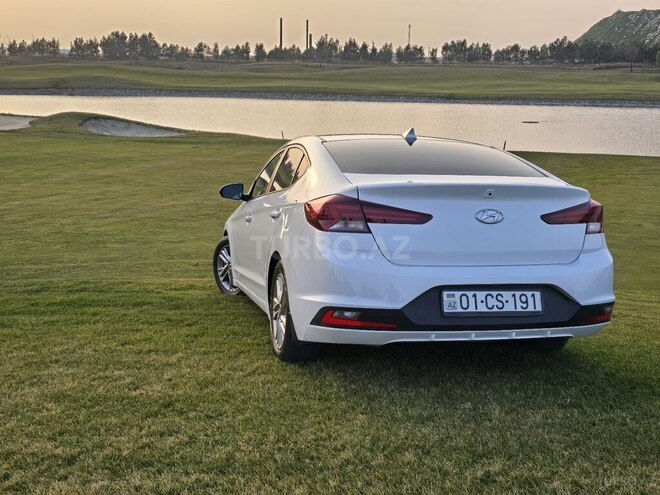 Hyundai Elantra 2019, 94,000 km - 2.0 л - Bakı