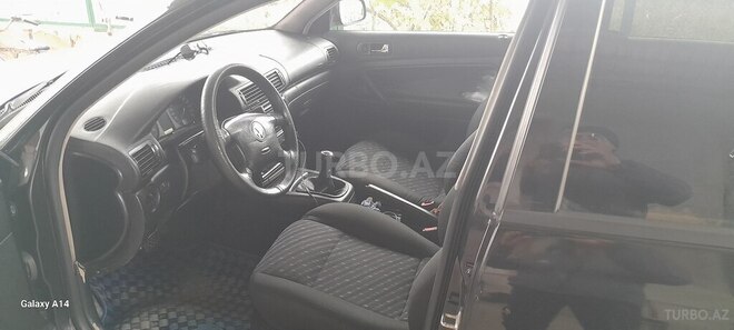 Volkswagen Passat 2000, 475,797 km - 1.8 l - Yevlax