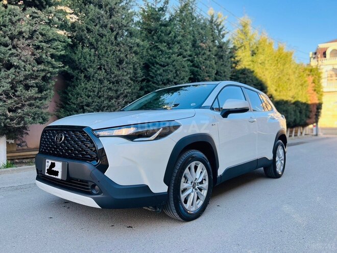 Toyota Corolla Cross 2024, 300 km - 2.0 л - Bakı