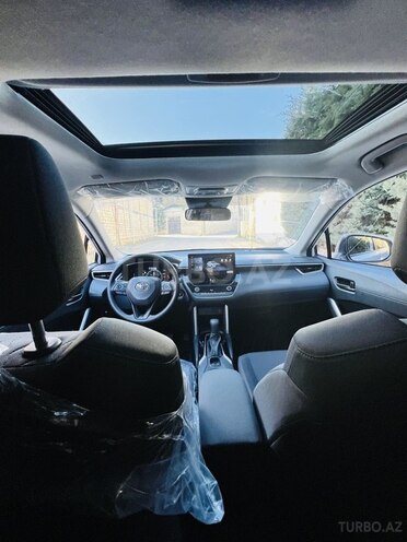 Toyota Corolla Cross 2024, 300 km - 2.0 л - Bakı