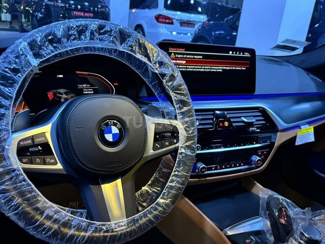 BMW 530e 2022, 427 km - 2.0 l - Bakı