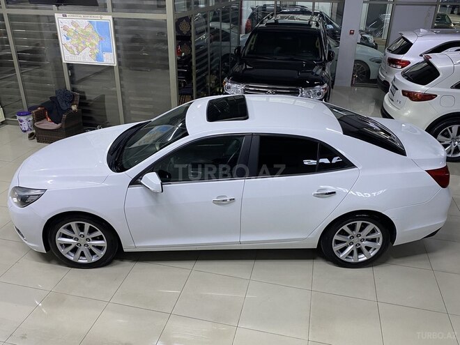 Chevrolet Malibu-8