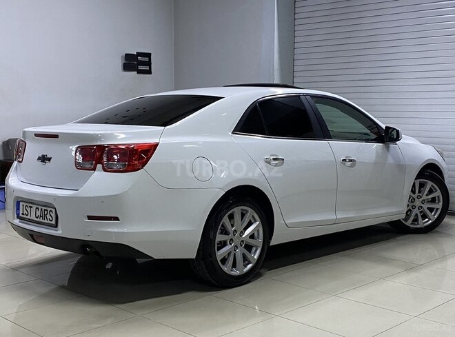 Chevrolet Malibu-13