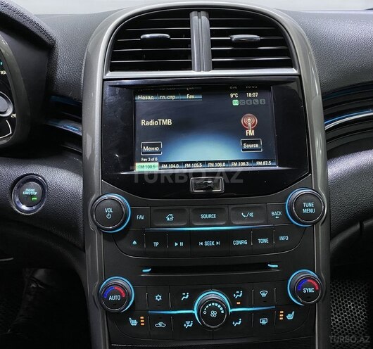 Chevrolet Malibu-19