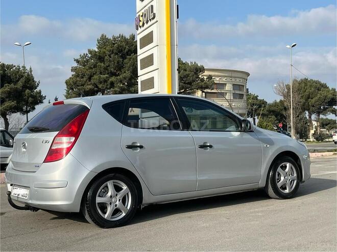 Hyundai i30 2009, 176,000 km - 1.4 л - Xırdalan