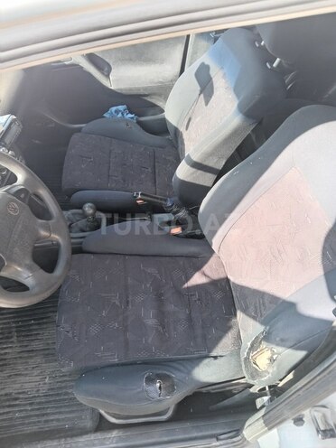 Volkswagen Golf 1994, 400,000 km - 1.6 l - Gəncə