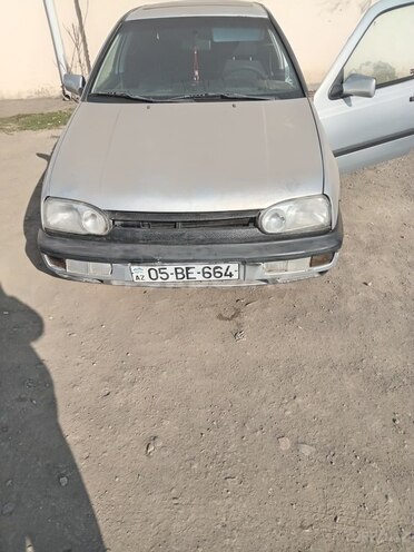 Volkswagen Golf 1994, 400,000 km - 1.6 l - Gəncə