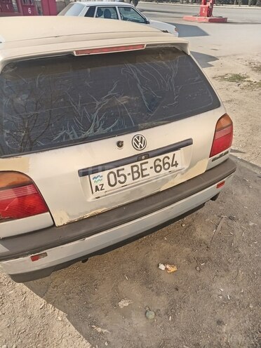 Volkswagen Golf 1994, 400,000 km - 1.6 l - Gəncə