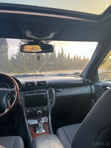 Mercedes C 240 2000, 267,000 km - 2.4 л - Bakı