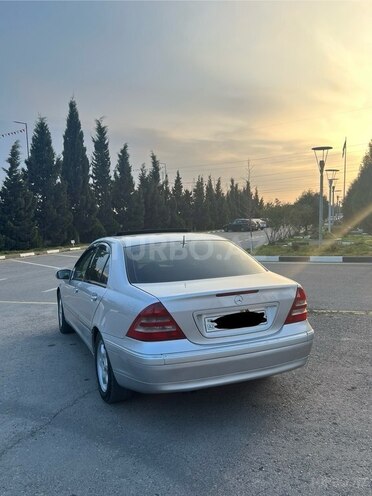Mercedes C 240 2000, 267,000 km - 2.4 л - Bakı