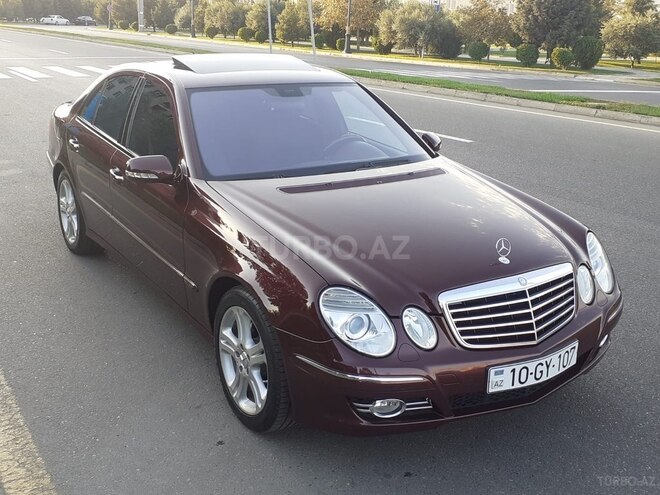Mercedes E 220 d-3