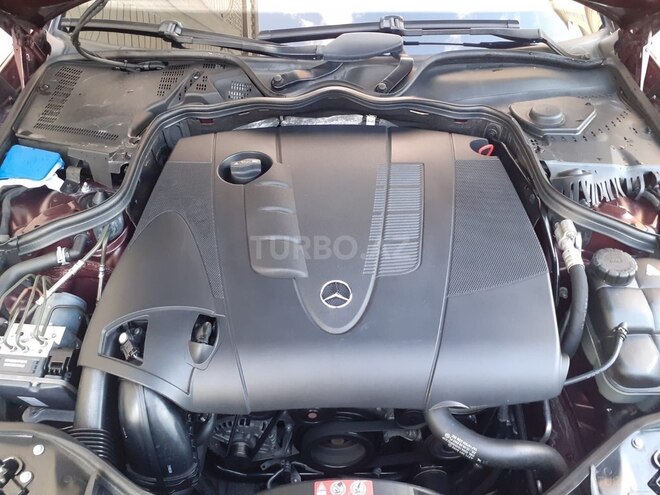 Mercedes E 220 d-13