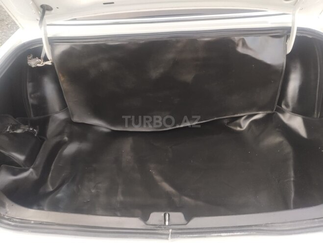 GAZ 3110 2000, 58,000 km - 2.3 л - Quba