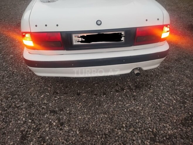 GAZ 3110 2000, 58,000 km - 2.3 л - Quba