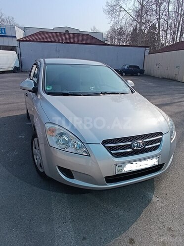 Kia Ceed 2008, 250,000 km - 1.6 l - Mingəçevir