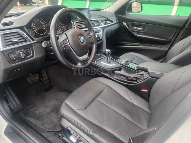 BMW 320-13
