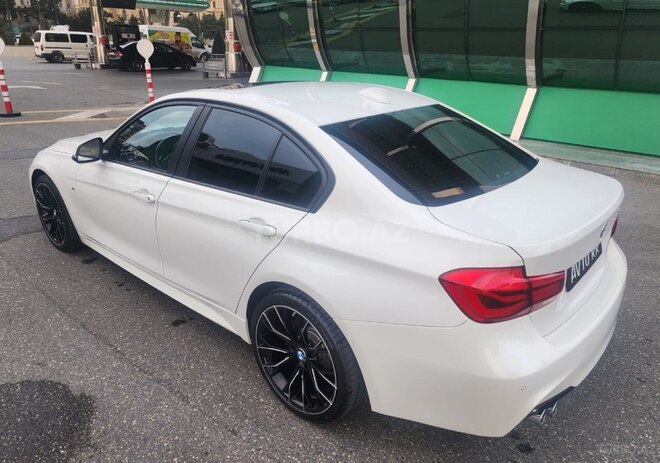 BMW 320-12
