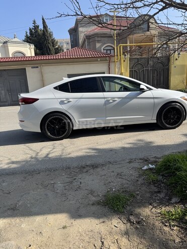 Hyundai Elantra 2016, 143,232 km - 2.0 l - Bakı