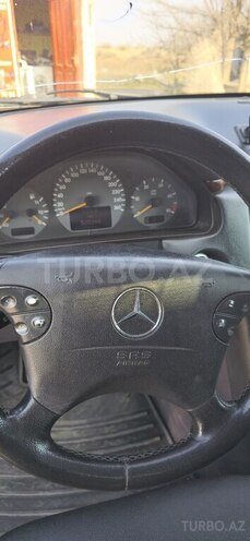 Mercedes E 220 d 2000, 689,100 km - 2.2 л - İmişli