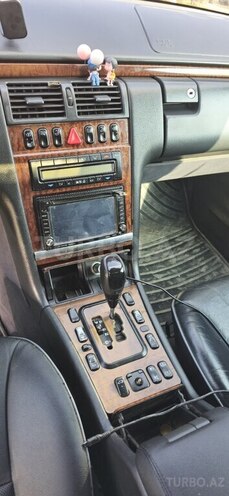 Mercedes E 220 d 2000, 689,100 km - 2.2 л - İmişli