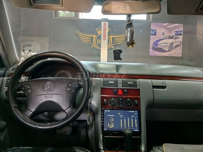 Mercedes E 220 d 1999, 250,000 km - 2.2 l - Zərdab